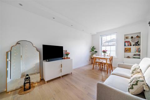 1 bedroom flat for sale, Lysander Gardens, Surbiton KT6