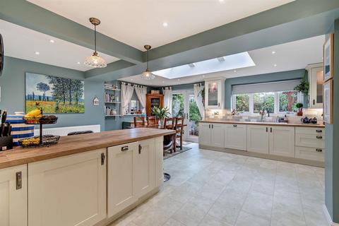 6 Hardwick Close, Oakham, LE15 6FF