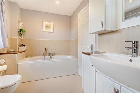 6 Hardwick Close, Oakham, LE15 6FF