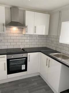 2 bedroom terraced house to rent, Wengraig Road, Tonypandy, CF40