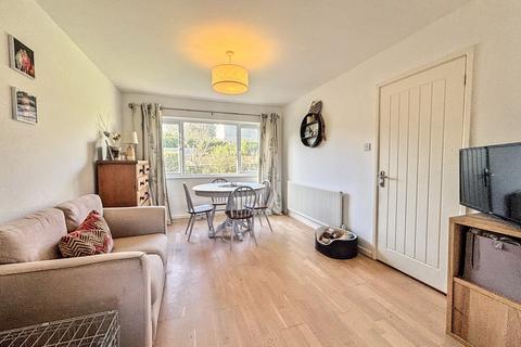 4 bedroom link detached house for sale, Preston