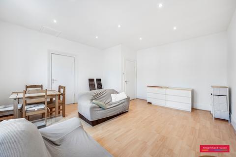 2 bedroom apartment to rent, Archway Road London N6