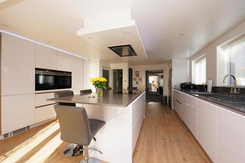 Mort Bank Cottage Rampside, Barrow-in-furness, LA13 0PX