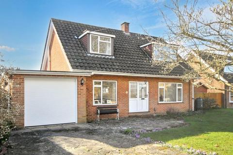 3 bedroom chalet for sale, FERNLEA, GREAT BOOKHAM, KT23