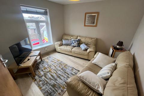 6 bedroom end of terrace house to rent, Swansea SA1