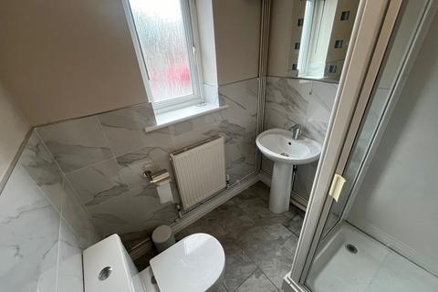 6 bedroom end of terrace house to rent, Swansea SA1