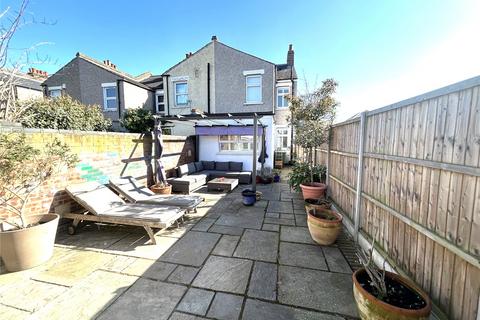 1 South Gipsy Road, Welling, DA16 1HP