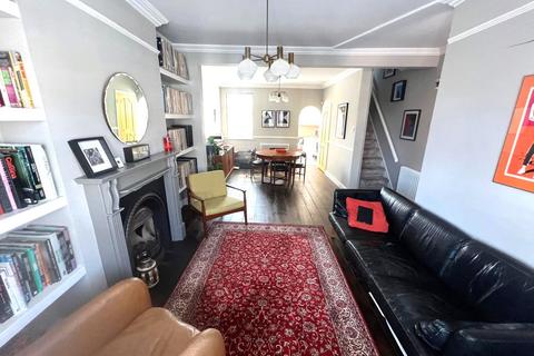 1 South Gipsy Road, Welling, DA16 1HP