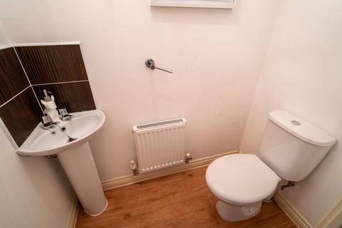 2 bedroom end of terrace house for sale, Butterworth Close, Birmingham B47