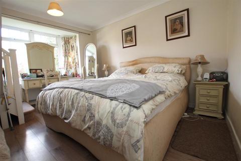 Sybart Botley Road, Horton Heath, Eastleigh, SO50 7DT