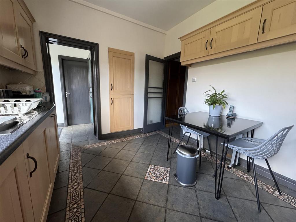 05 KITCHEN 0276.jpg