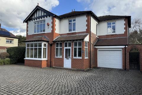 4 bedroom detached house to rent, Aberford Road, Wakefield