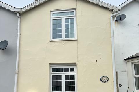 2 bedroom end of terrace house to rent, St. Catherine Street, Ventnor, Isle Of Wight. PO38 1HG