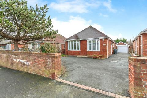 3 bedroom bungalow for sale, Warbreck Hill Road, Blackpool, Lancashire, FY2