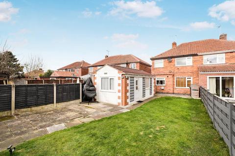 3 bedroom semi-detached house for sale, Redthorn Drive, York