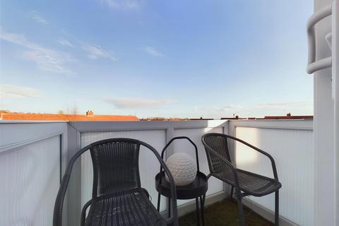 12 Bempton Oval, Bridlington, YO16 7HN