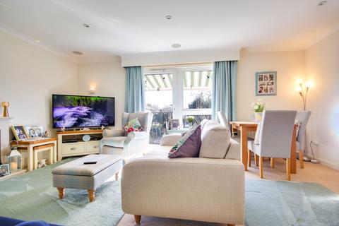 3 bedroom flat for sale, The Cloisters, Belmore Lane, Lymington, SO41