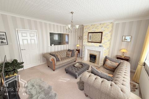 2 bedroom apartment for sale, 14 Talbot Court, St Annes Road East, Lytham St Annes, Lancashire