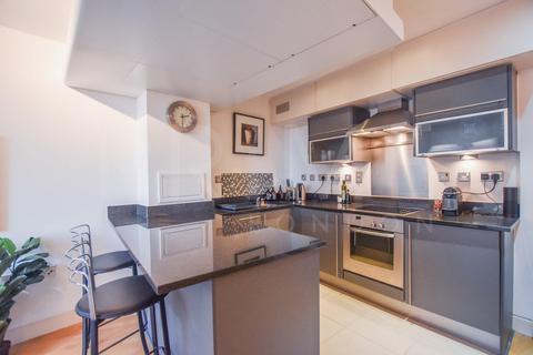 1 bedroom apartment to rent, Parliament View Apartments, 1 Albert Embankment, London