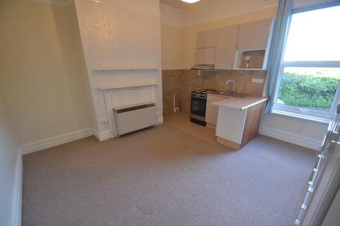 Studio to rent, Lower Parkstone, Poole