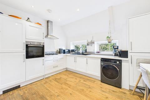 Flat 5, Bewick House, 1 Denmark Road, Gloucester, GL1 3HW