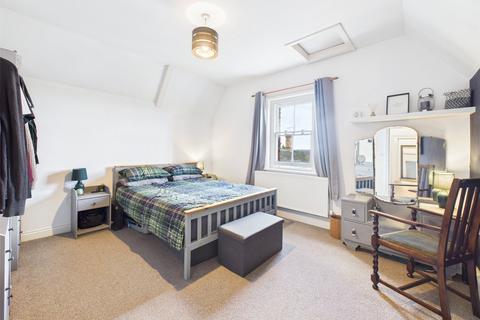 Flat 5, Bewick House, 1 Denmark Road, Gloucester, GL1 3HW