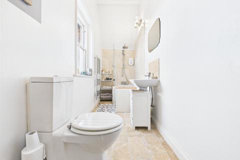 Flat 5, Bewick House, 1 Denmark Road, Gloucester, GL1 3HW