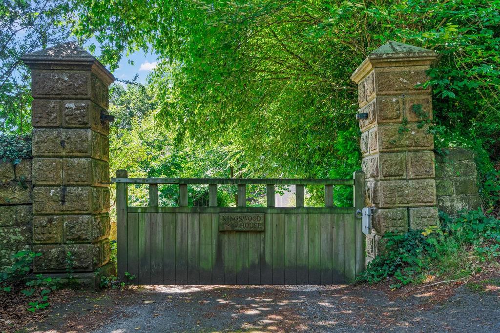Entrance Gates