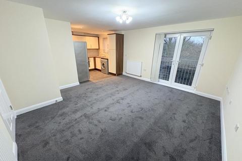 2 bedroom flat to rent, Moss Lane, Bolton BL6