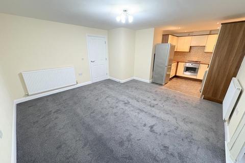 2 bedroom flat to rent, Moss Lane, Bolton BL6