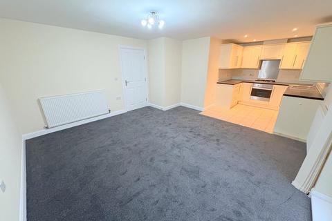 2 bedroom flat to rent, Moss Lane, Bolton BL6