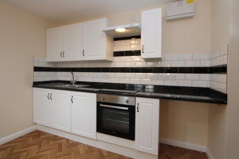 1 bedroom apartment to rent, Kings Road, Petersfield, Hampshire, GU32