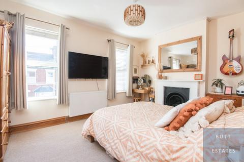 21 Oakfield Road, Exeter, EX4 1BA