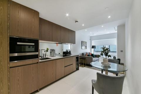 1 bedroom flat to rent, Sugar Quay, Landmark Place, Water Lane, City, London, EC3R