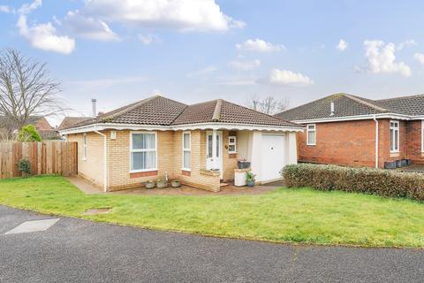 2 bedroom detached bungalow for sale, Nash Green