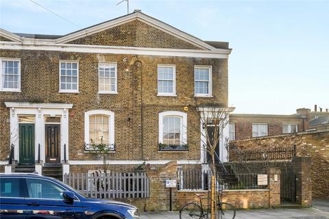 2 bedroom end of terrace house for sale, Southgate Grove, Islington, London, N1