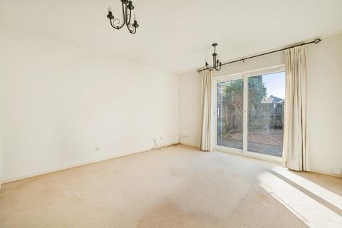 2 bedroom end of terrace house for sale, Shaw Drive, Walton-On-Thames, Surrey