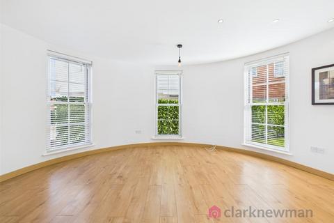 undefined, Walfords Close, Old Harlow CM17