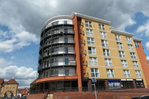 1 bedroom flat to rent, Regal House Newbury Park