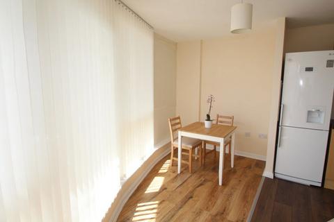 1 bedroom flat to rent, Regal House Newbury Park