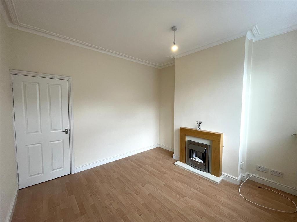 Front Reception 1.jpg