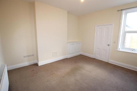 3 bedroom apartment to rent, Hulne Avenue, Tynemouth