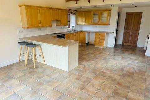 4 bedroom barn conversion to rent, Riverside, Preston PR3