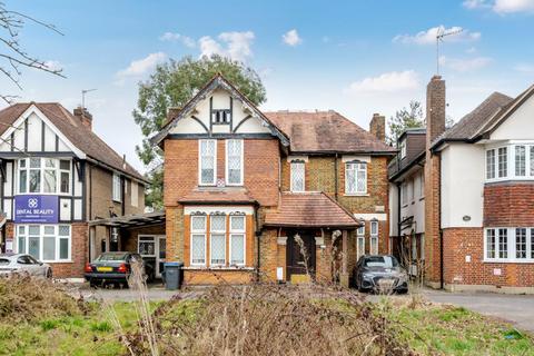 4 bedroom detached house for sale, Southgate,  London,  N14