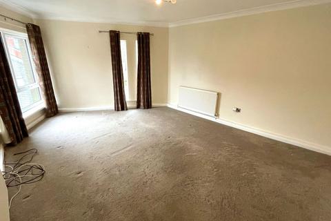 2 bedroom flat for sale, Huddersfield Road, Barnsley, S70 2LT