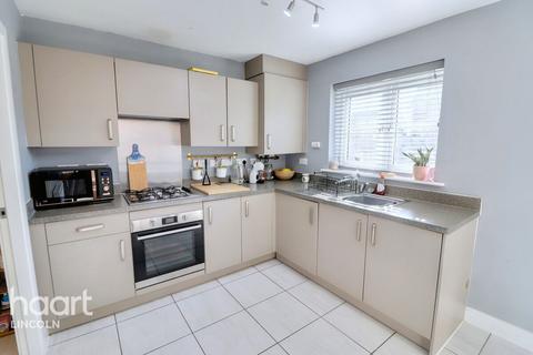 3 bedroom semi-detached house for sale, Fishponds Way, Welton, Lincoln