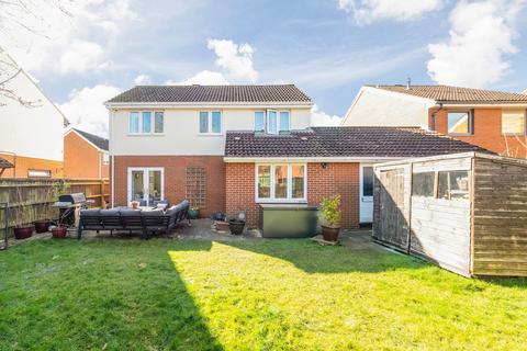 3 bedroom detached house for sale, Curtis Avenue, Abingdon OX14