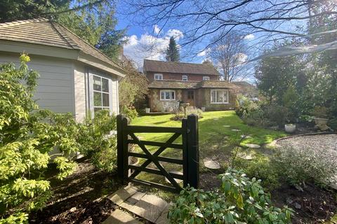 2 bedroom link detached house for sale, Shepherds Hill, Haslemere