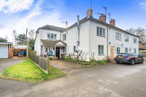 3 bedroom end of terrace house for sale, Church Street, Birlingham, WR10