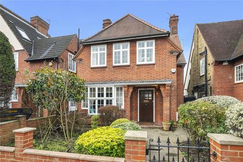 4 bedroom semi-detached house for sale, Ellerton Road, London, SW18